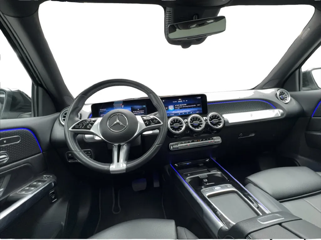 Mercedes-Benz GLB photo 33