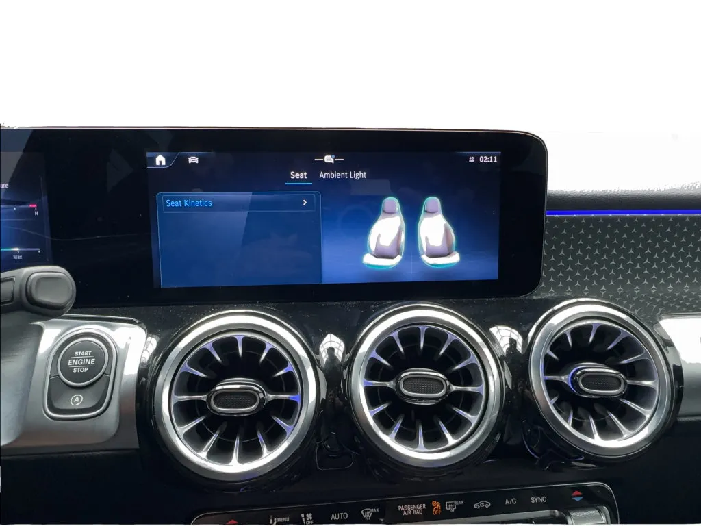 Mercedes-Benz GLB photo 48