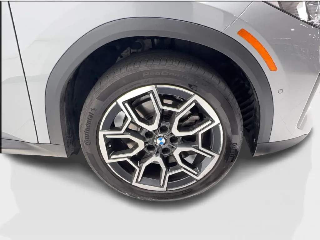 BMW X2 photo 16