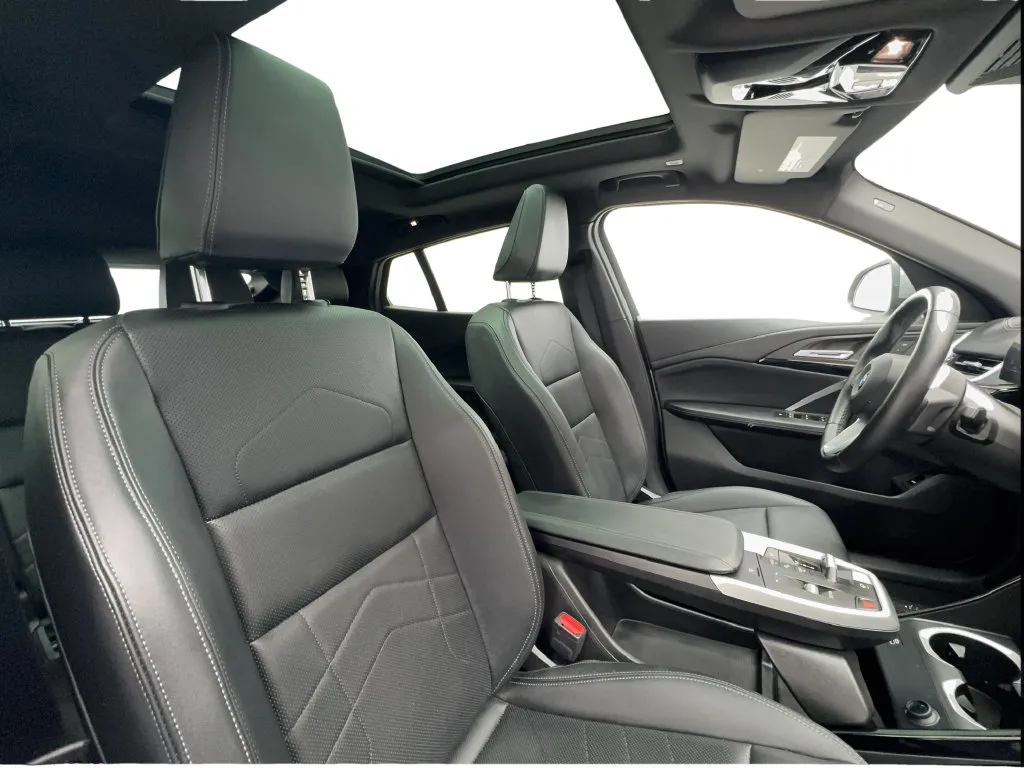 BMW X2 photo 32