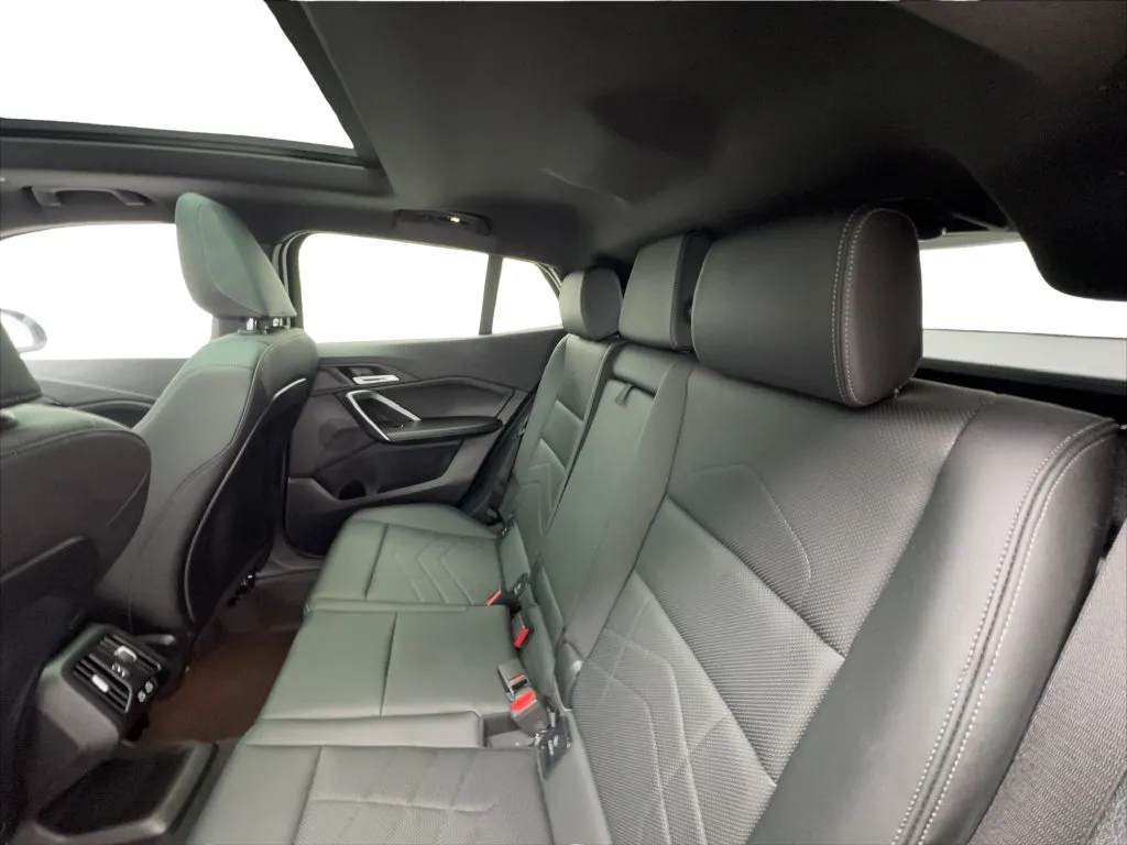 BMW X2 photo 26