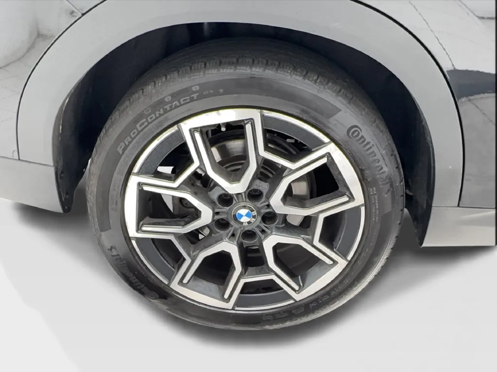 BMW X2 photo 16