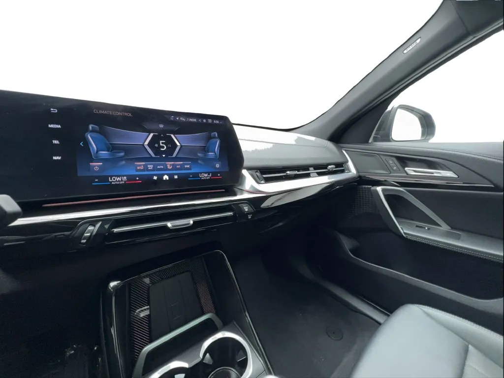 BMW X2 photo 45