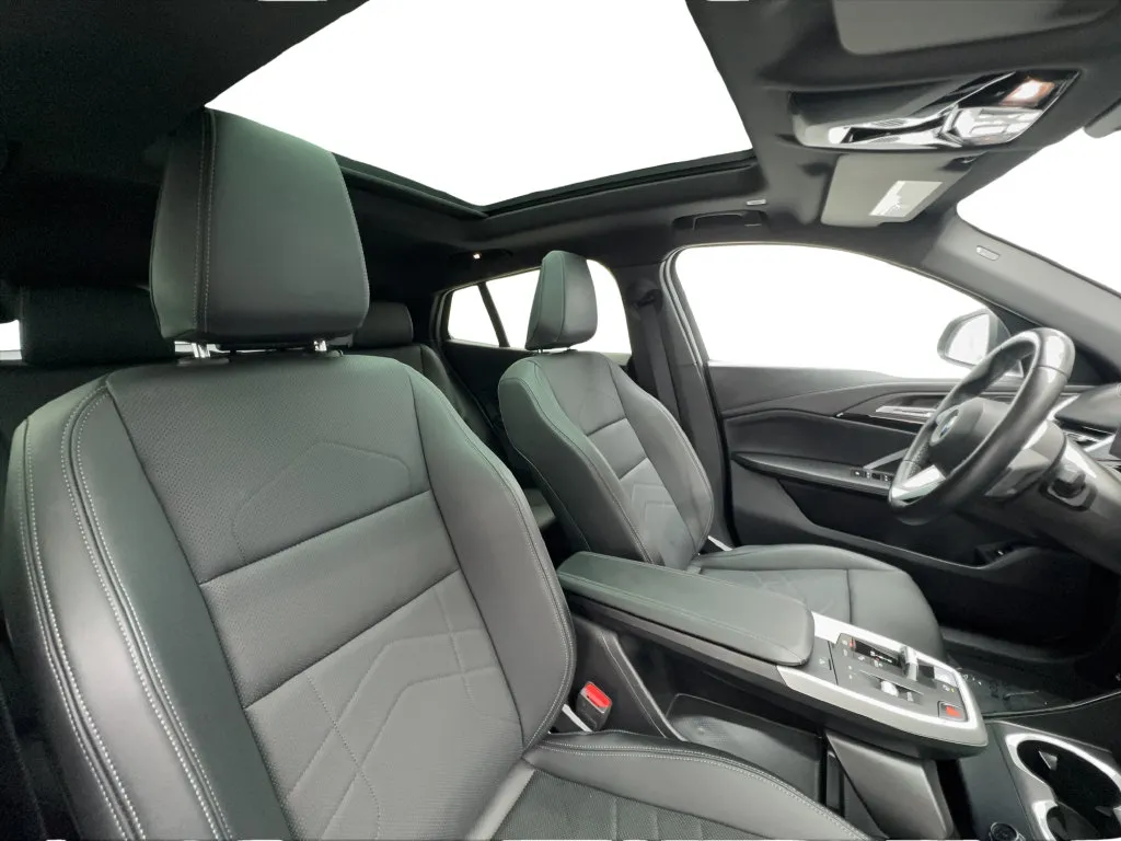 BMW X2 photo 32