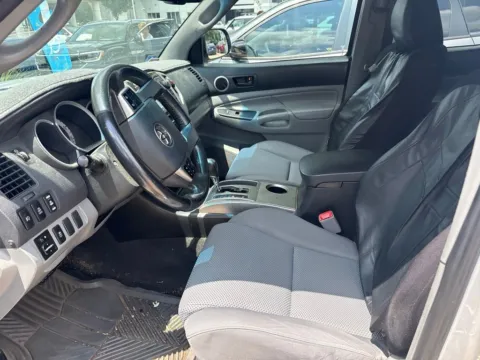 More photos of 2013 Toyota Tacoma PreRunner at Autos of Dallas - Plano, TX