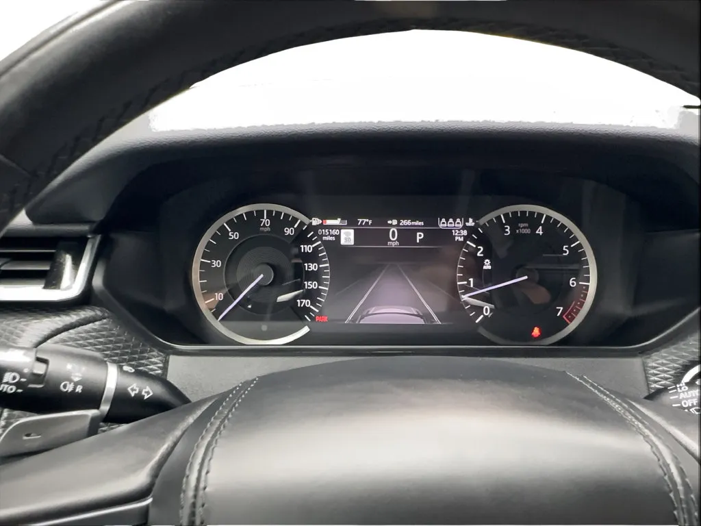 Land Rover Range Rover Velar photo 42