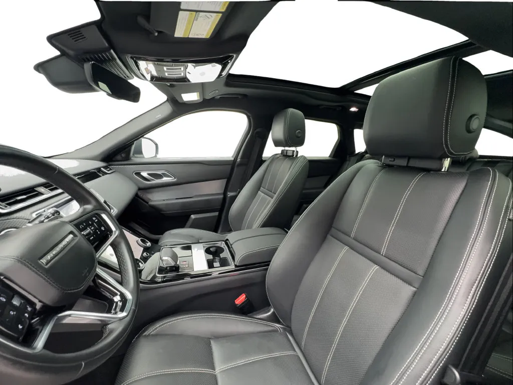 Land Rover Range Rover Velar photo 21