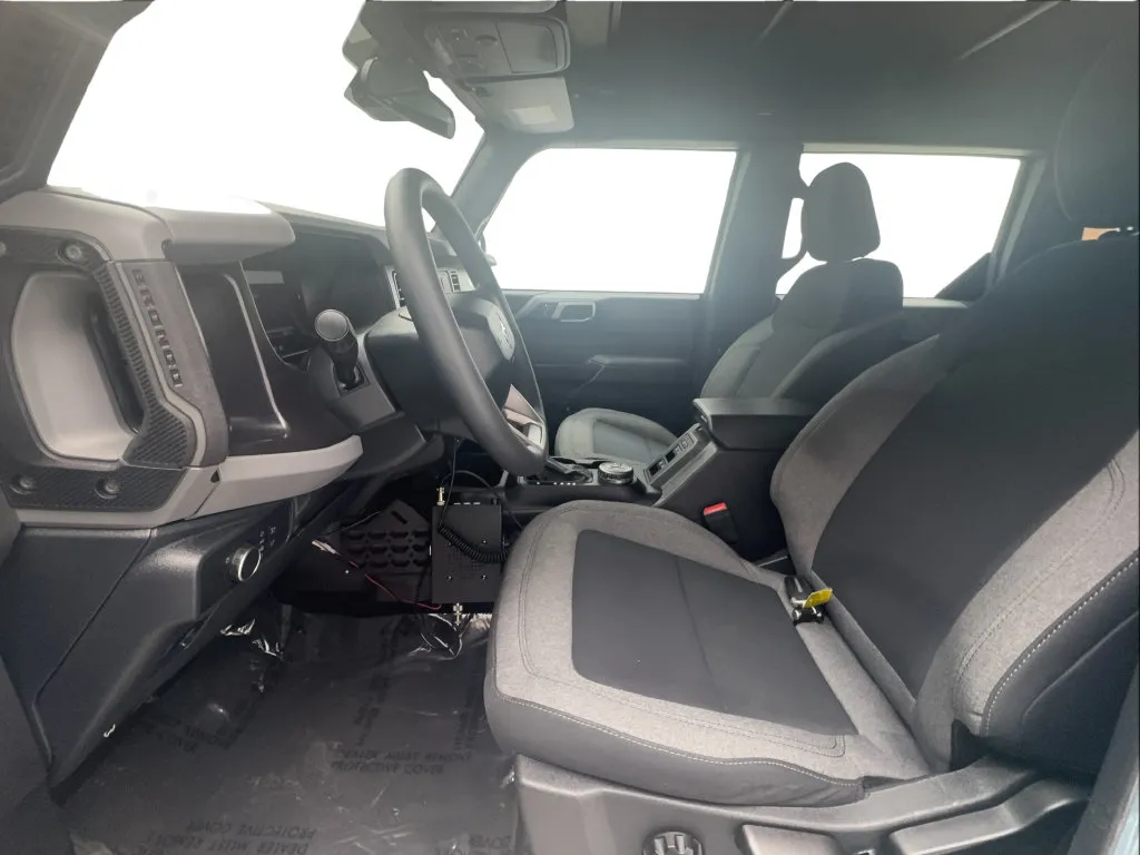Ford Bronco photo 20