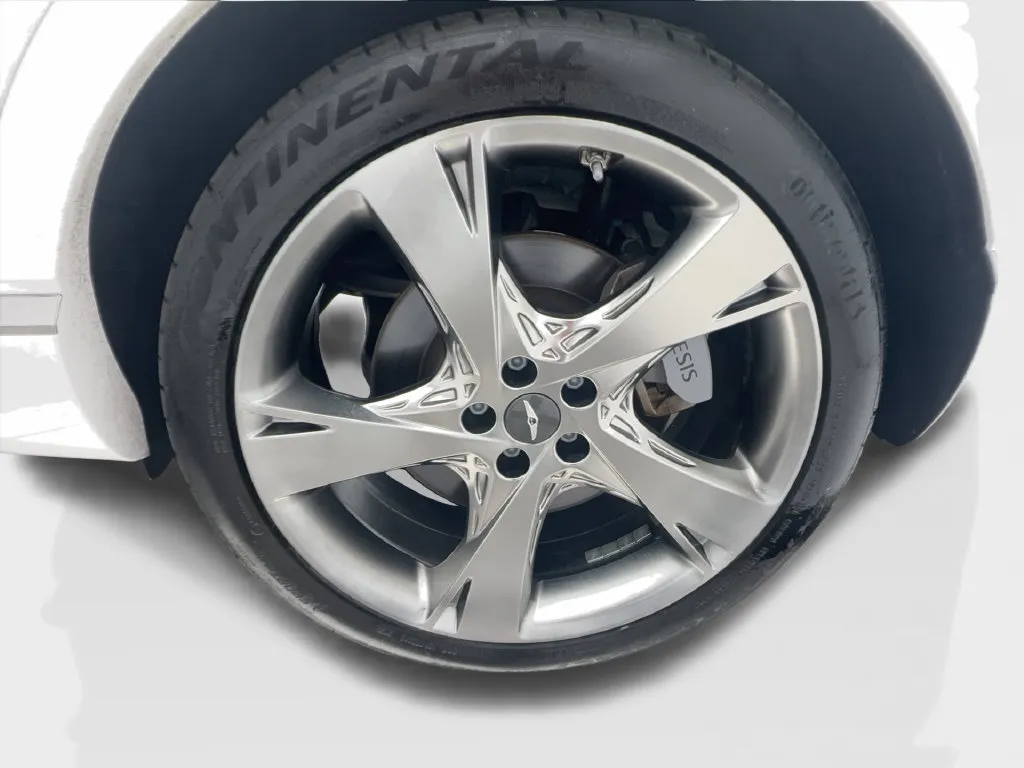 Genesis GV80 photo 14