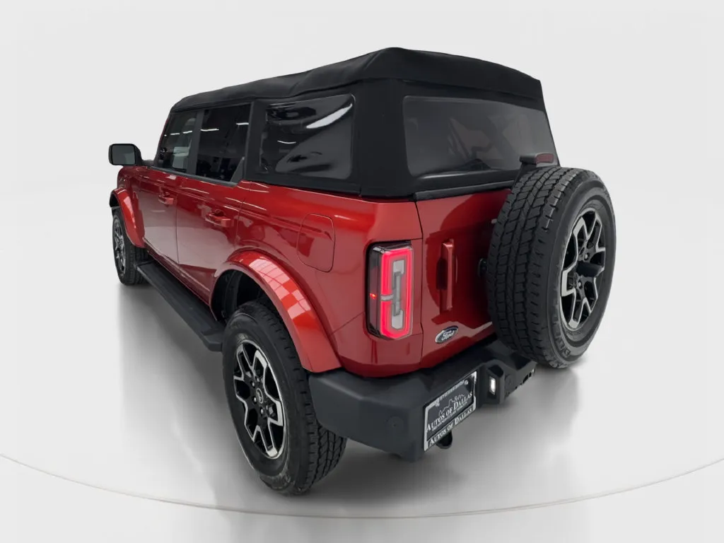Ford Bronco photo 11
