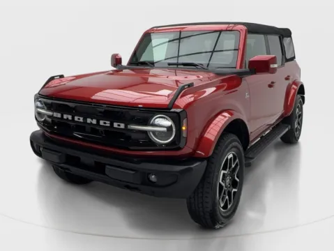 More photos of 2024 Ford Bronco Outer Banks at Autos of Dallas - Plano, TX