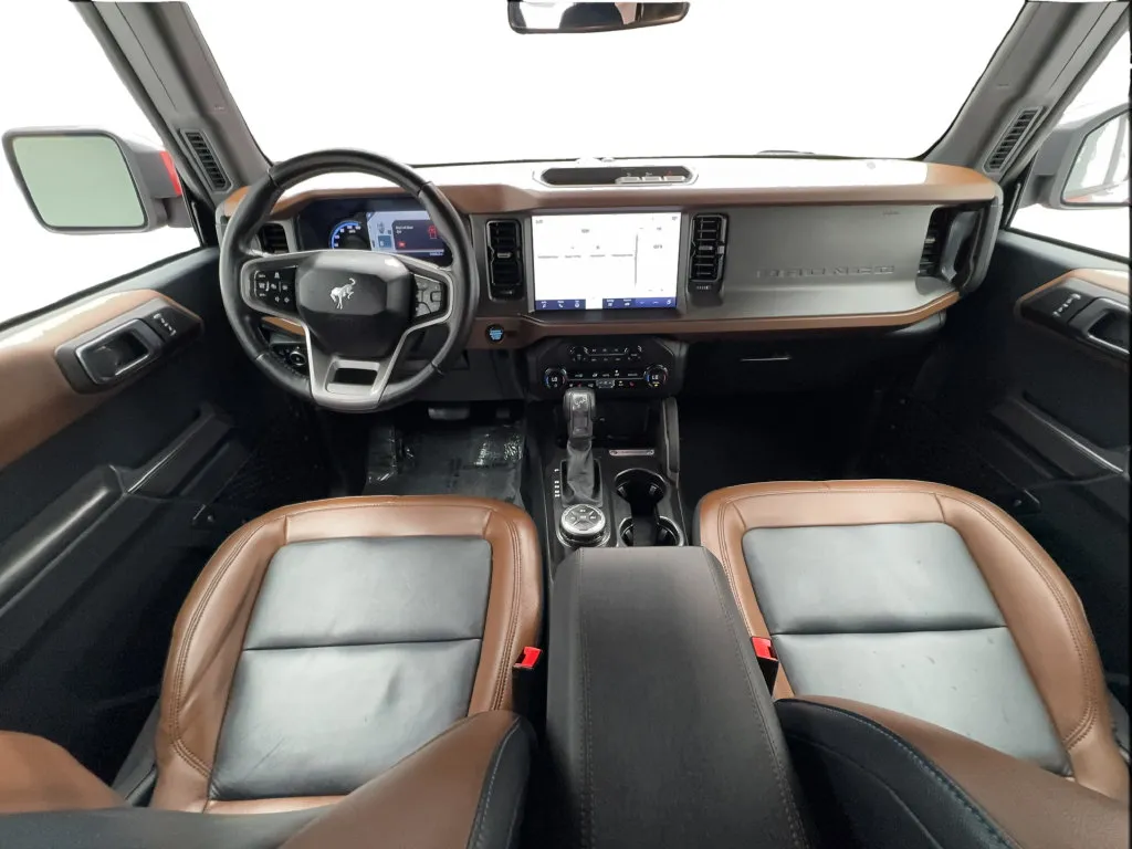 Ford Bronco photo 37
