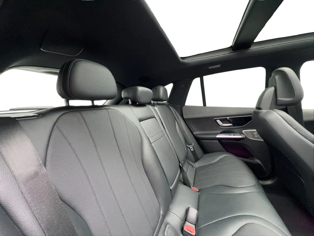 Mercedes-Benz EQE photo 27