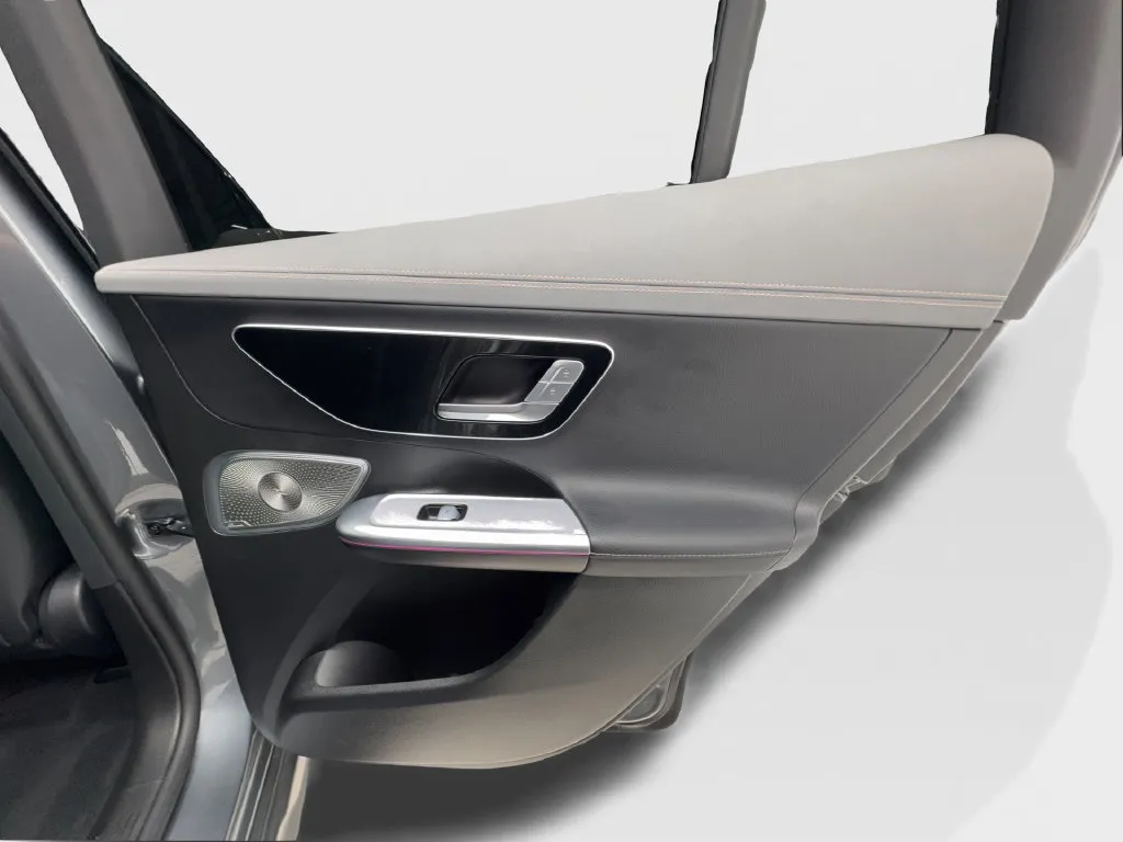 Mercedes-Benz EQE photo 28