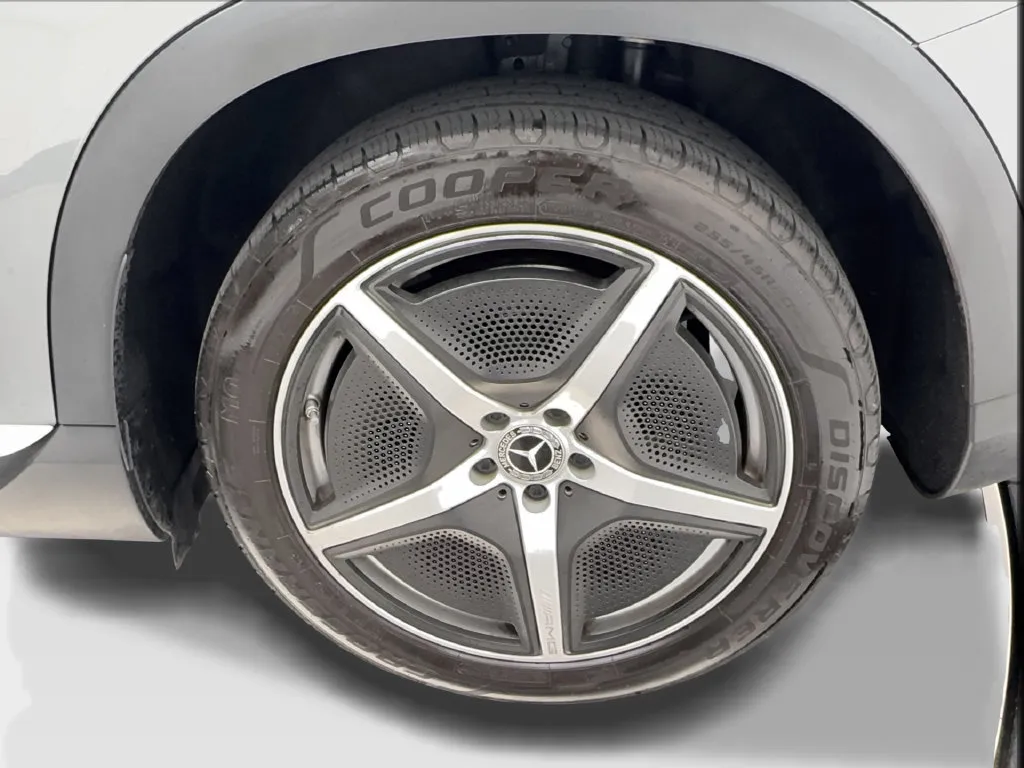 Mercedes-Benz EQE photo 12
