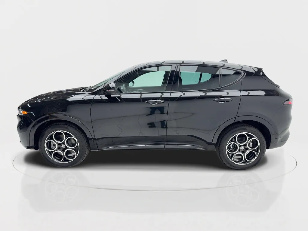 Alfa Romeo Tonale photo 8