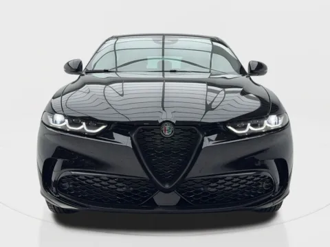 More photos of 2025 Alfa Romeo Tonale at Autos of Dallas - Plano, TX