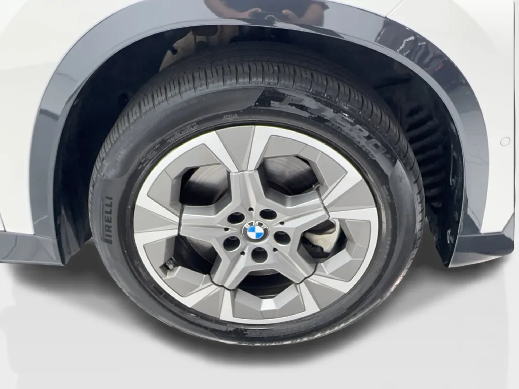 BMW X1 photo 10