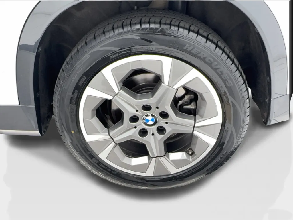 BMW X1 photo 7