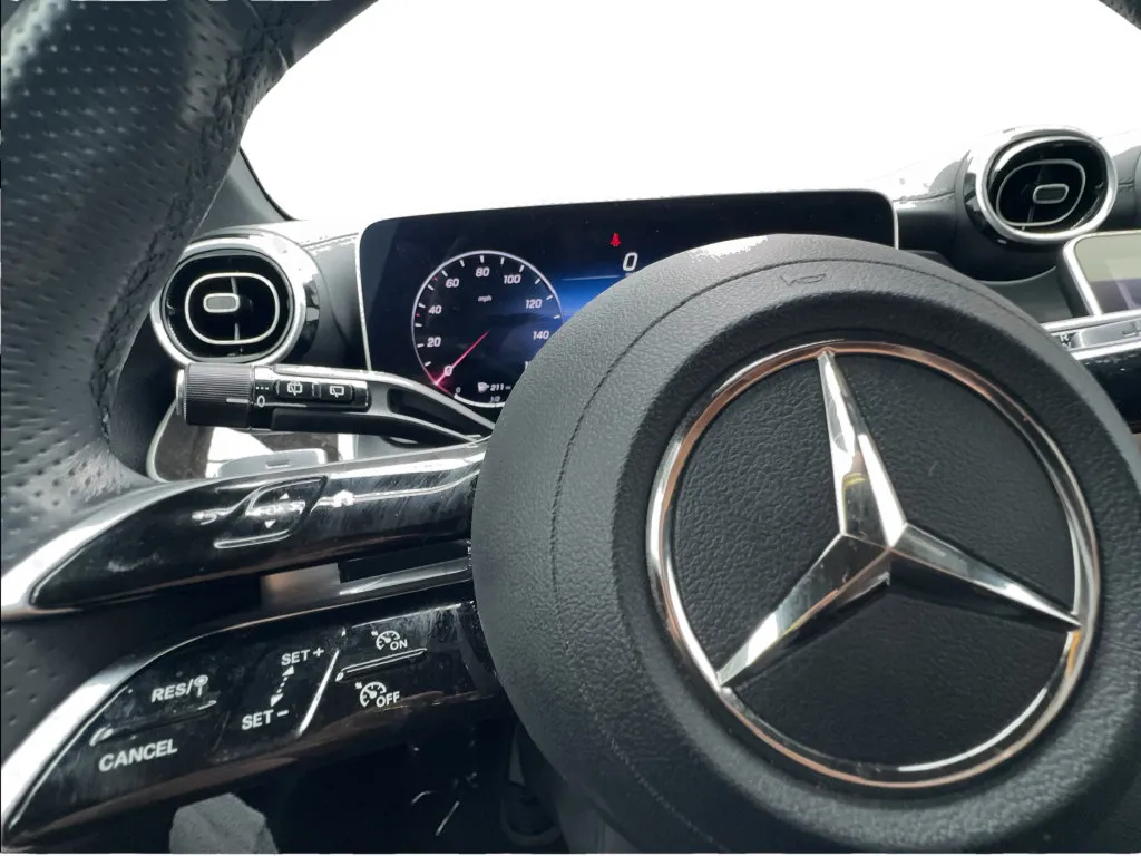 Mercedes-Benz GLC photo 42