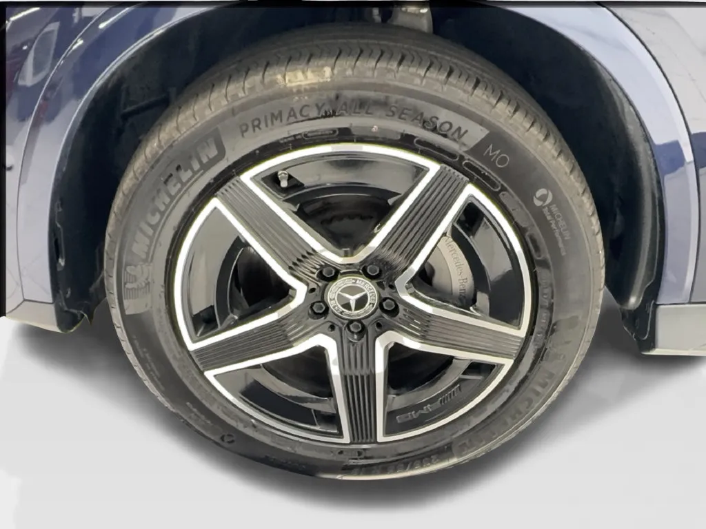 Mercedes-Benz GLC photo 14