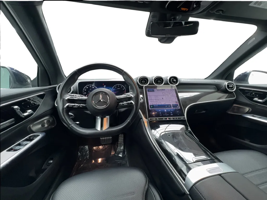 Mercedes-Benz GLC photo 34