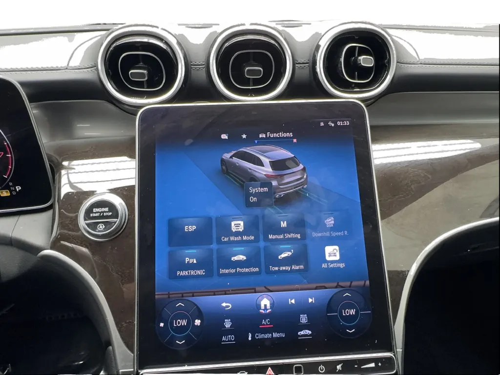 Mercedes-Benz GLC photo 48