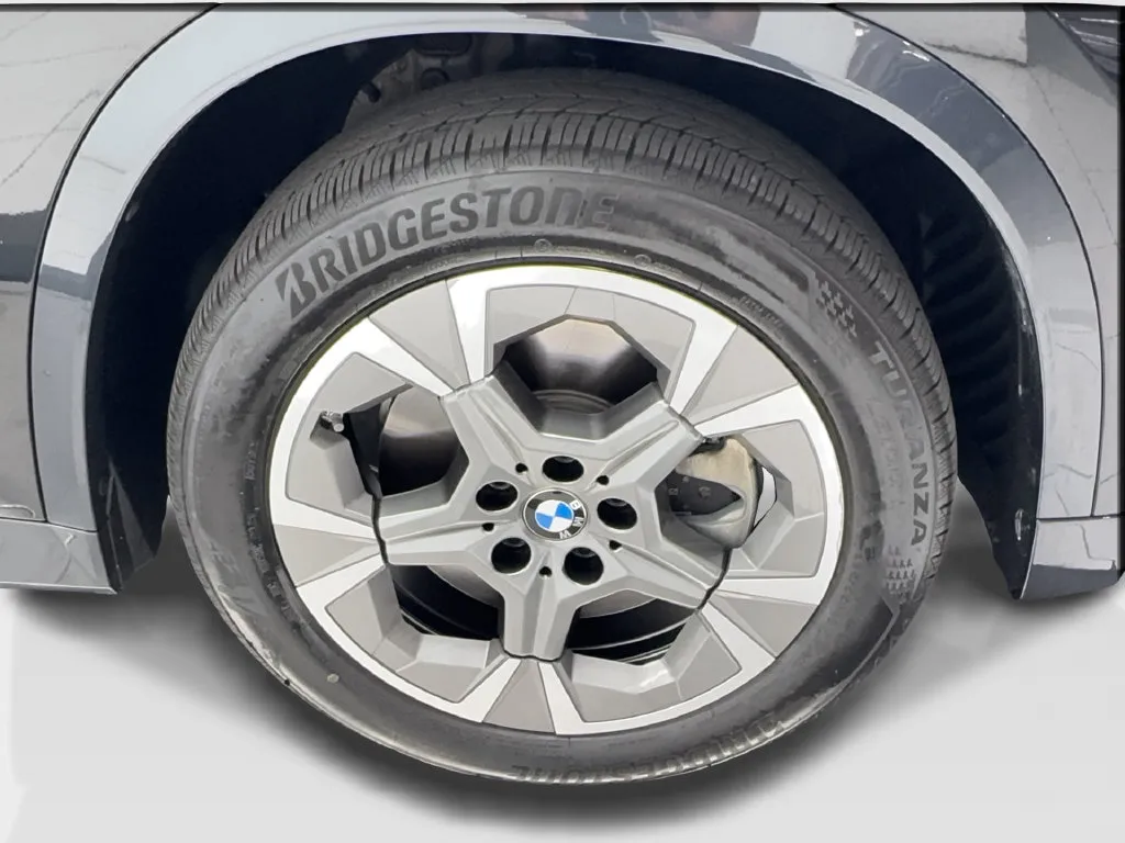 BMW X1 photo 16