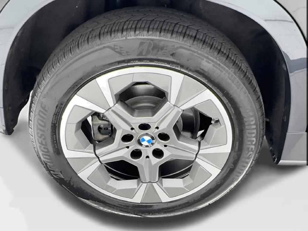 BMW X1 photo 18