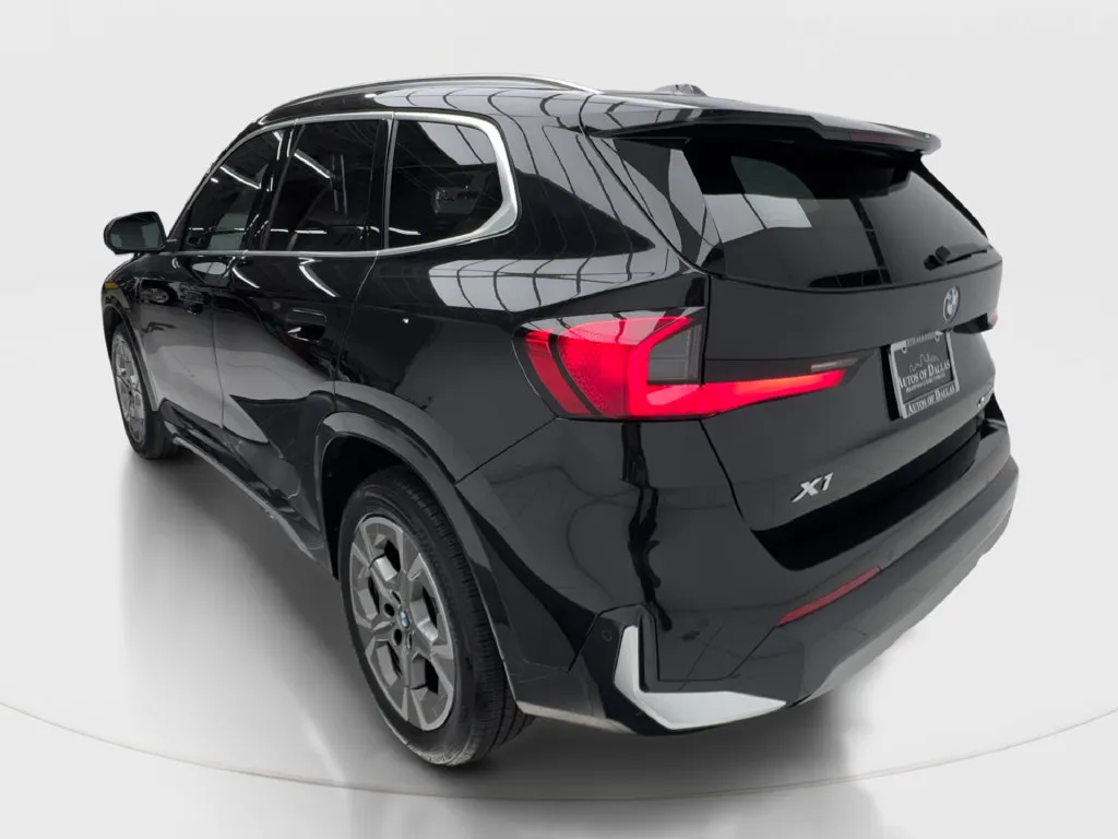 BMW X1 photo 11