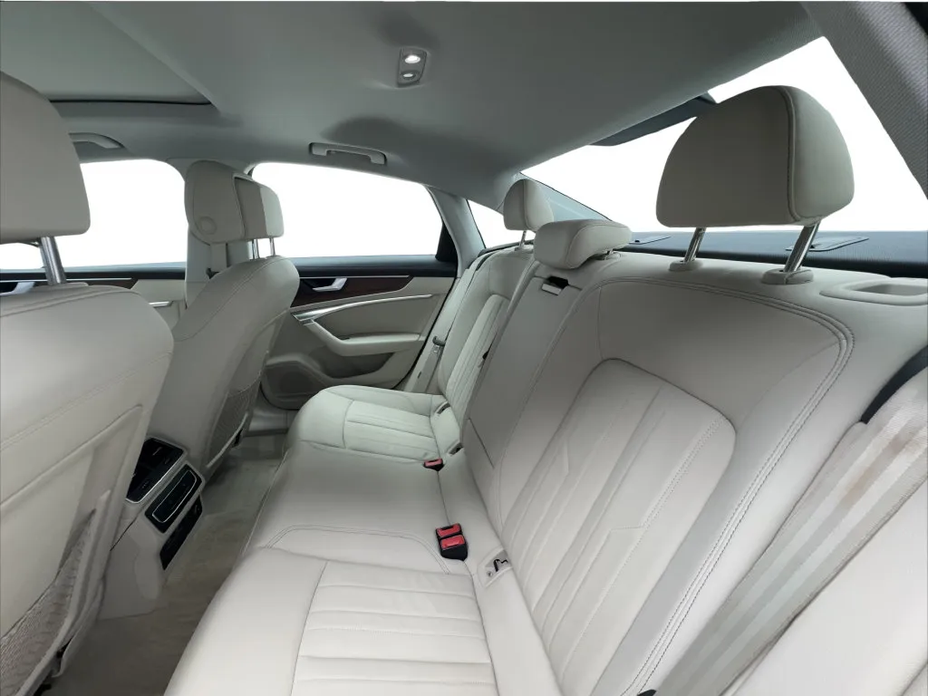 Audi A6 photo 25