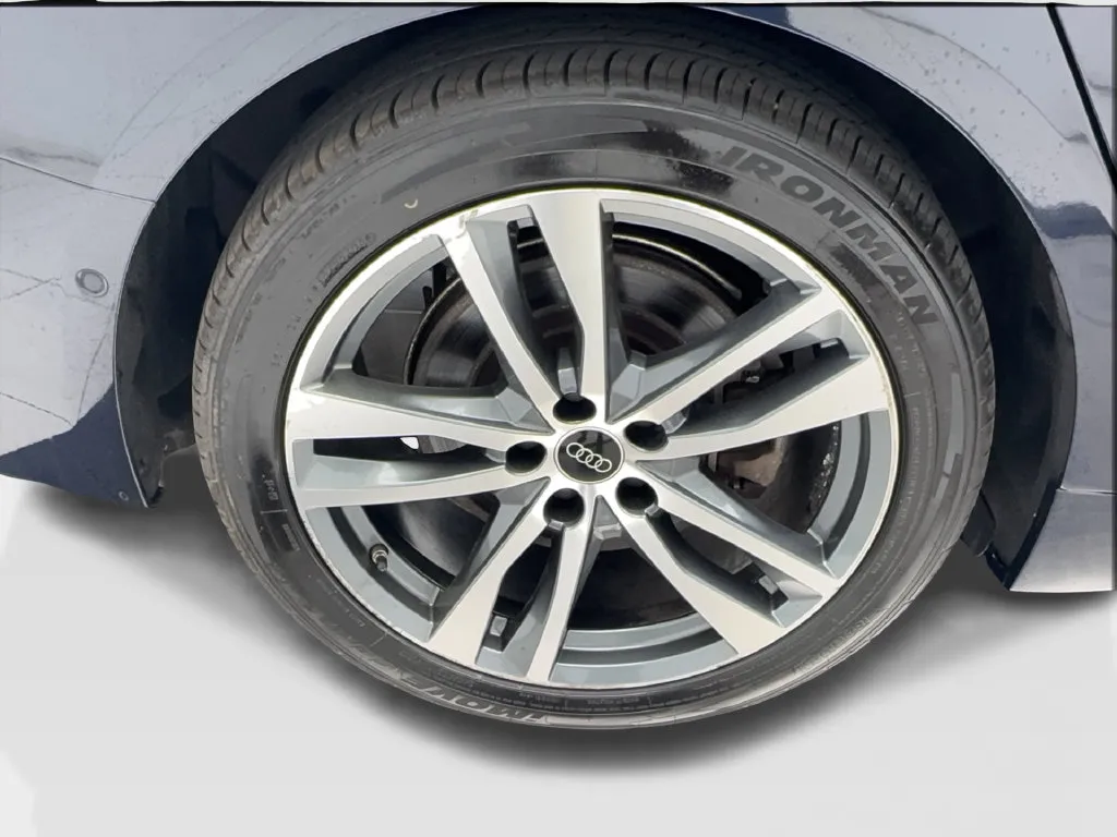 Audi A6 photo 16