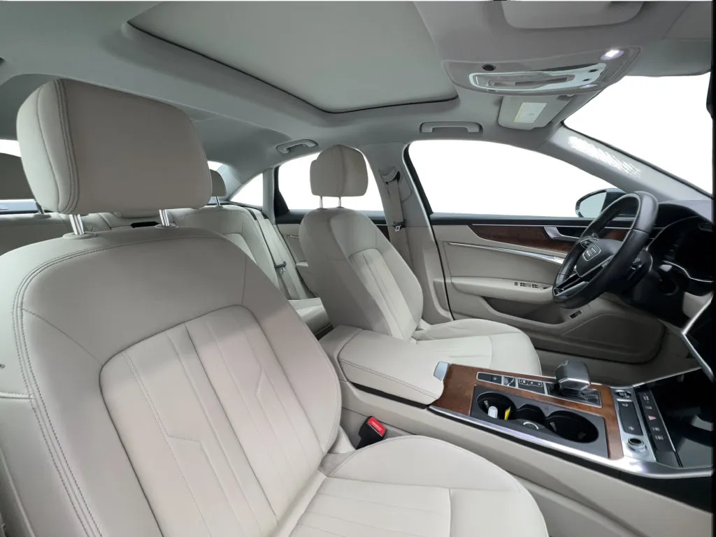 Audi A6 photo 30