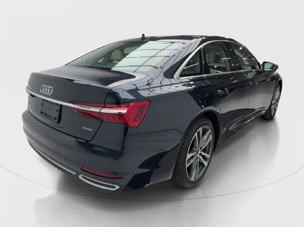 Audi A6 photo 8