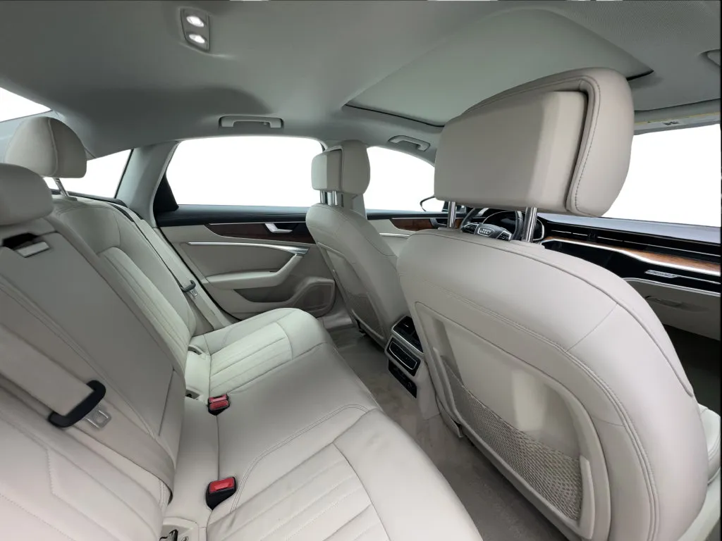Audi A6 photo 27