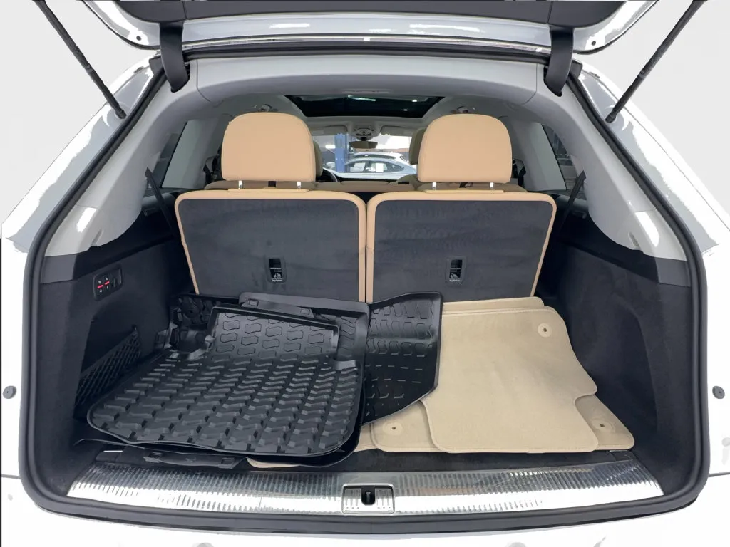 Audi Q7 photo 19