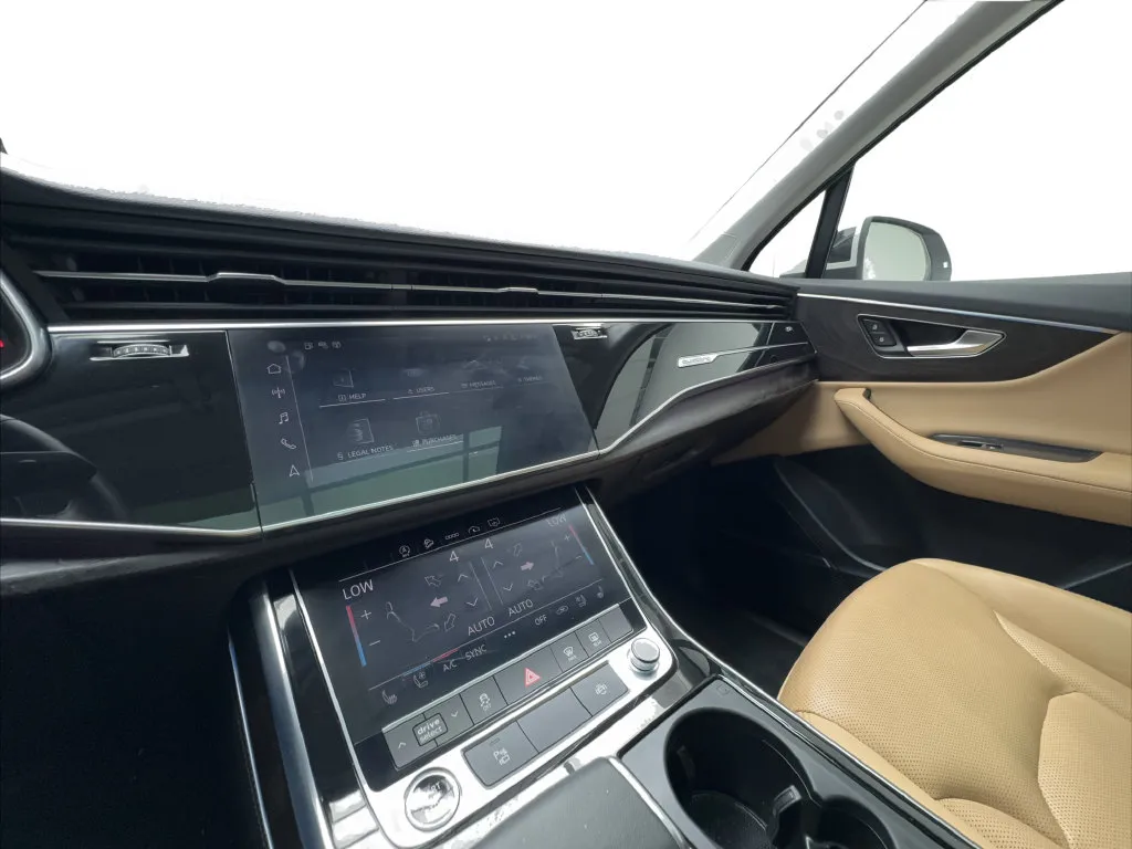 Audi Q7 photo 48