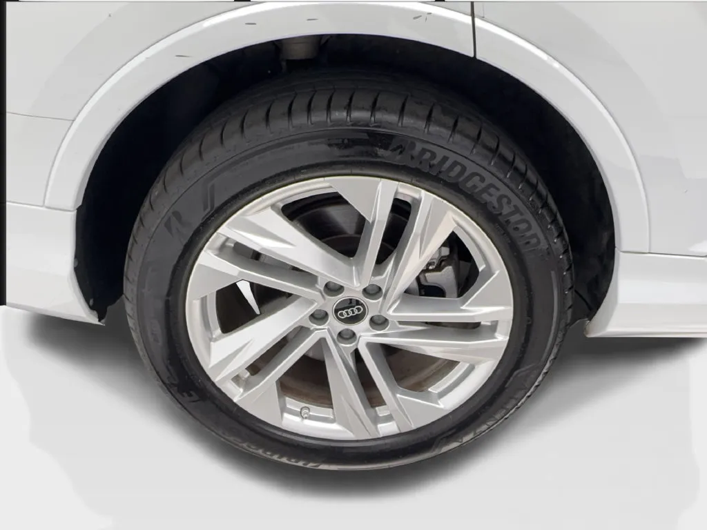 Audi Q7 photo 18