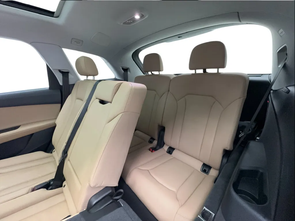 Audi Q7 photo 28