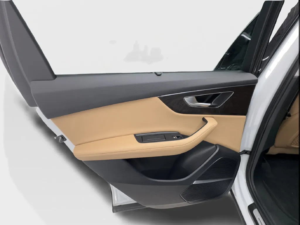 Audi Q7 photo 29