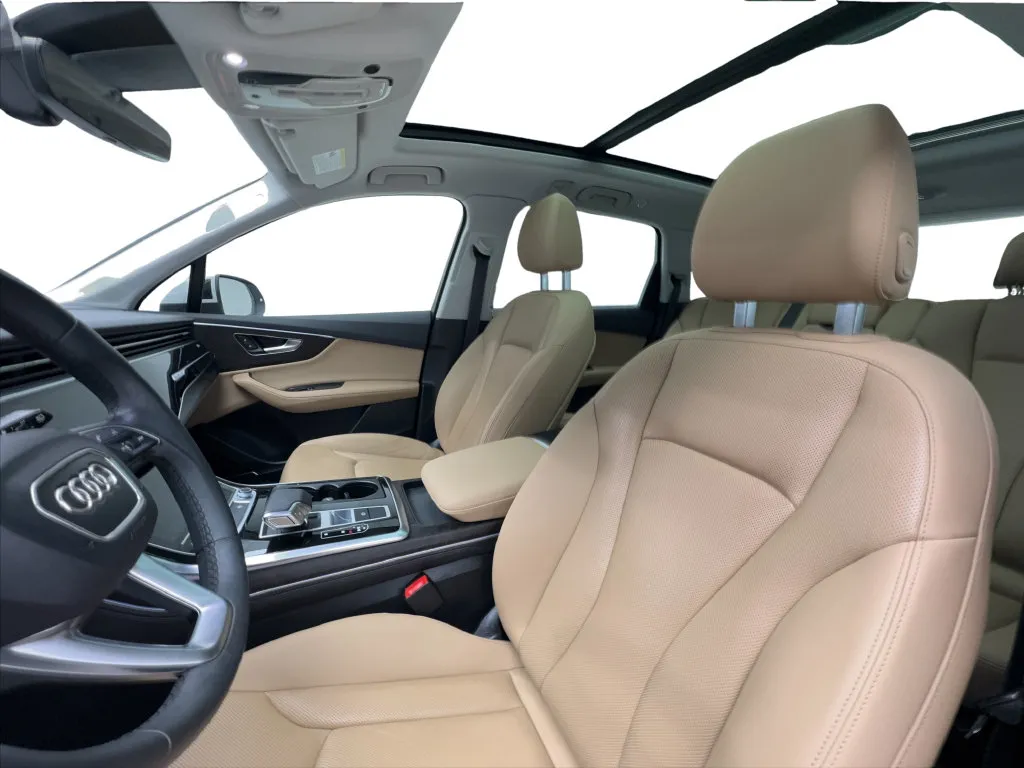 Audi Q7 photo 21