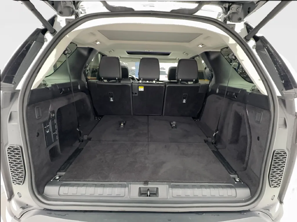 Land Rover Discovery photo 18