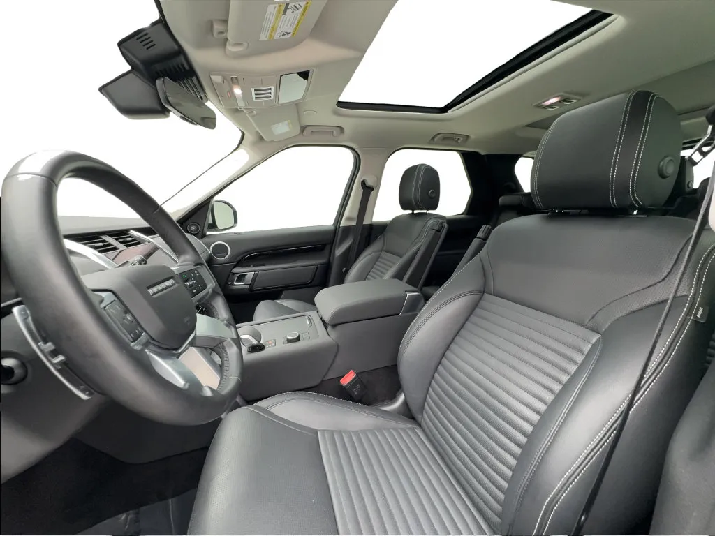 Land Rover Discovery photo 21