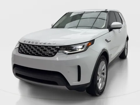More photos of 2023 Land Rover Discovery S at Autos of Dallas - Plano, TX