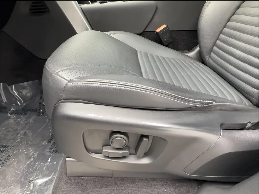 Land Rover Discovery photo 23