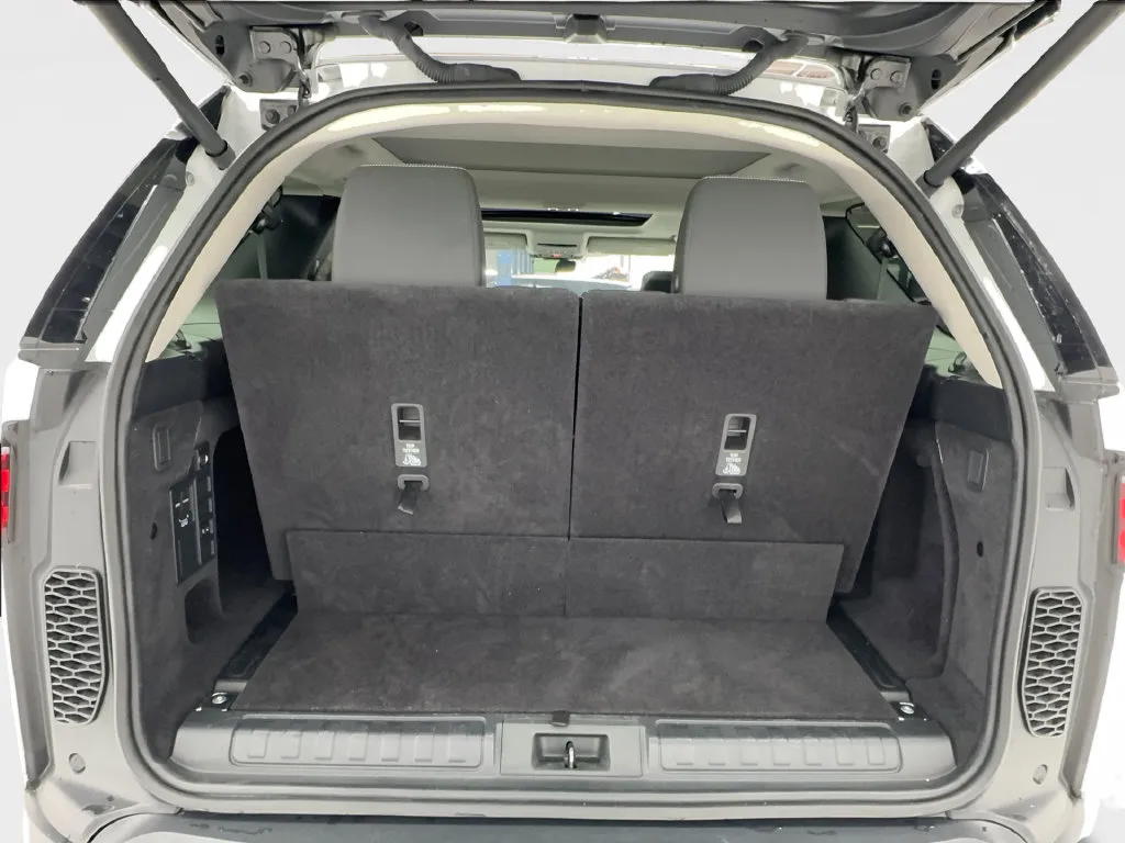 Land Rover Discovery photo 19