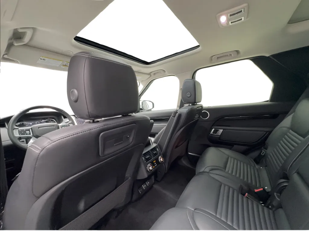 Land Rover Discovery photo 26