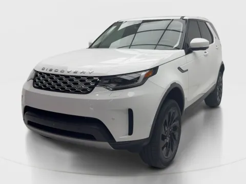 More photos of 2023 Land Rover Discovery S at Autos of Dallas - Plano, TX
