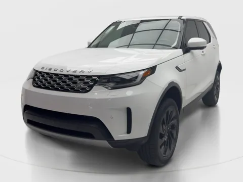 More photos of 2023 Land Rover Discovery S at Autos of Dallas - Plano, TX