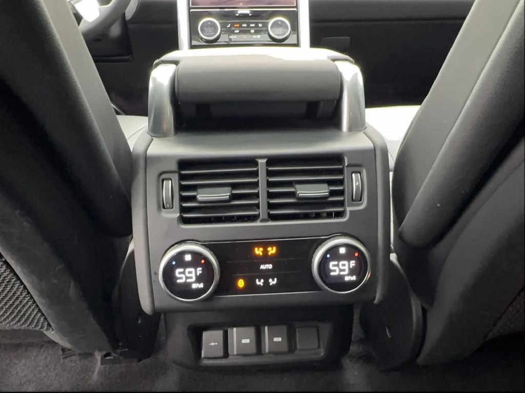 Land Rover Discovery photo 44